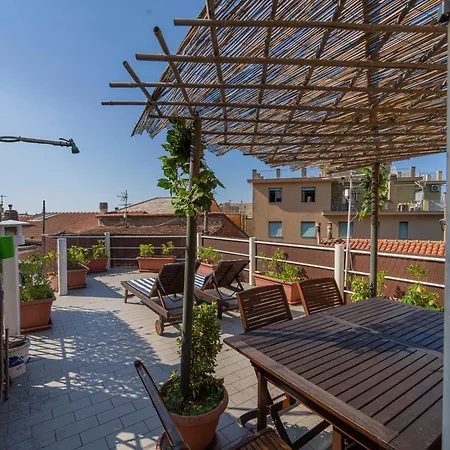 012d - Loft Con Terrazza Privata - Nel Cuore Del Centro A 100metri Dal Mare * Moneglia