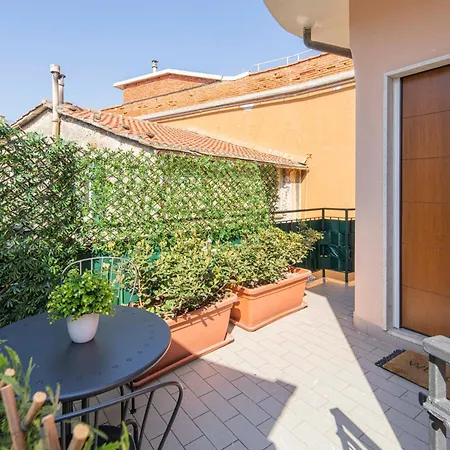 Appartamento 012d - Loft Con Terrazza Privata - Nel Cuore Del Centro A 100metri Dal Mare Moneglia