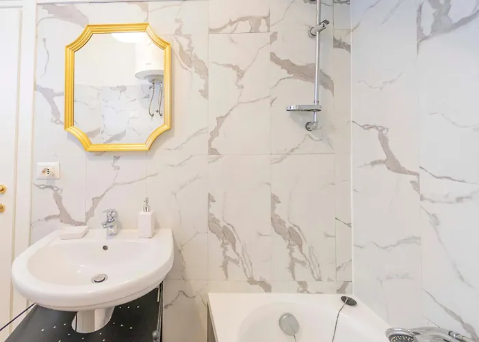 012d - Loft Con Terrazza Privata - Nel Cuore Del Centro A 100metri Dal Mare *