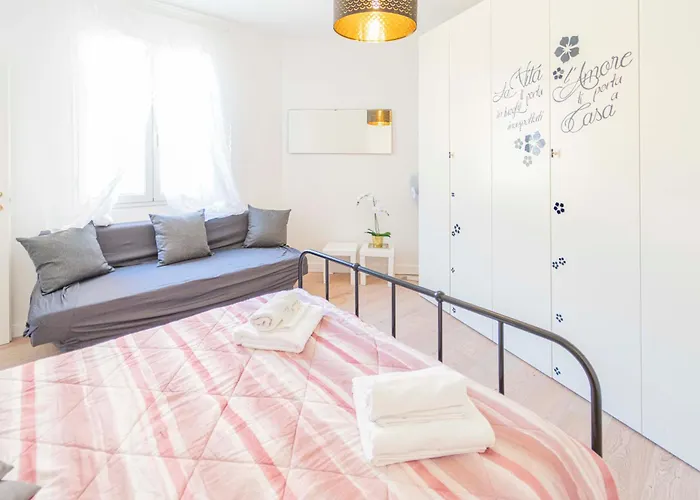 Apartamento 012d - Loft Con Terrazza Privata - Nel Cuore Del Centro A 100metri Dal Mare *